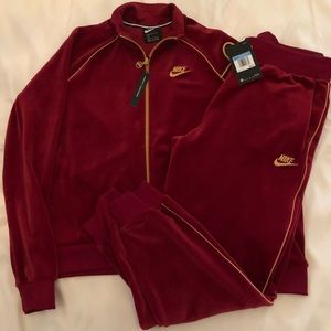 Nike Jogging Suit